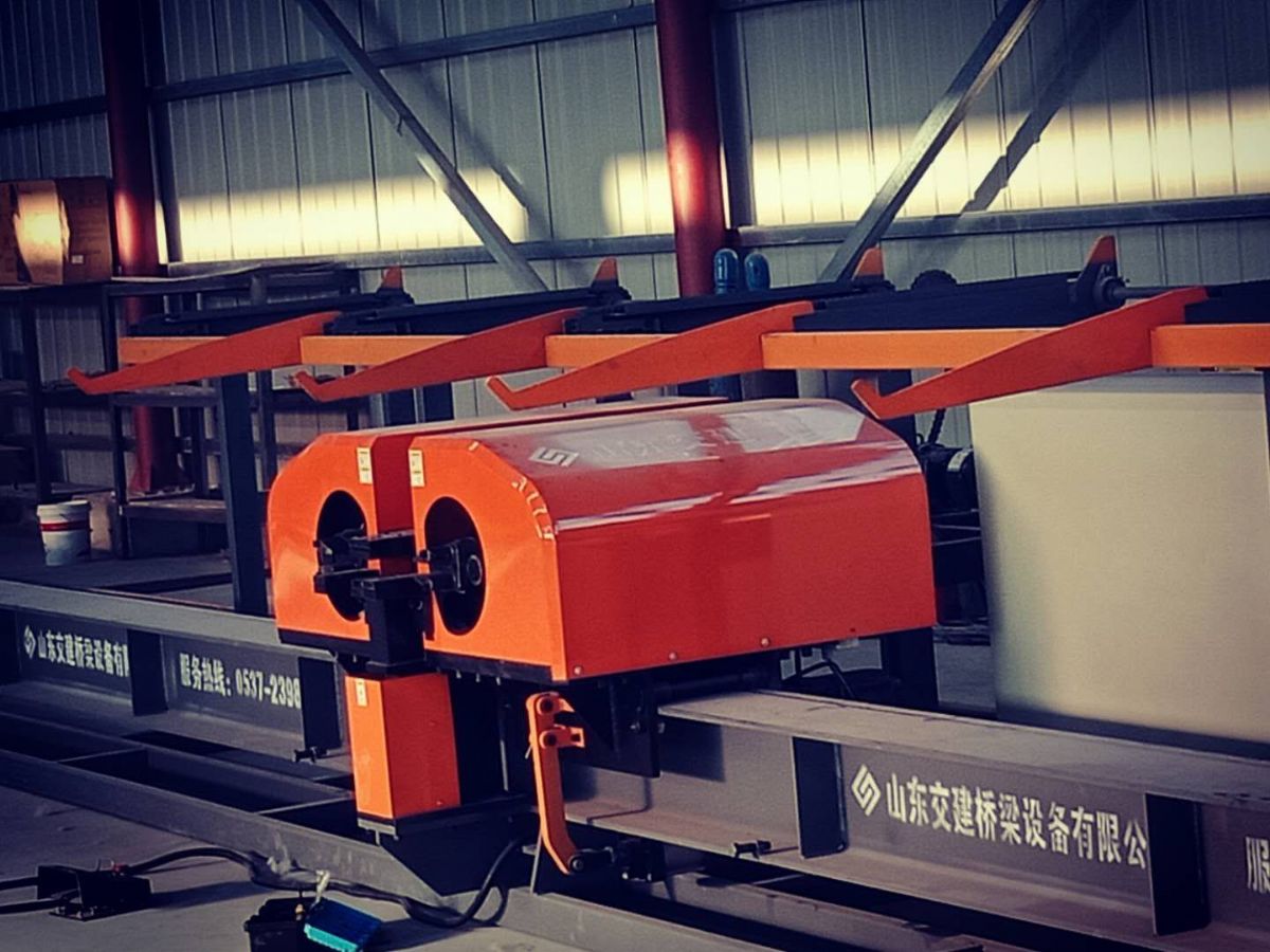 數(shù)控鋼筋彎曲中心操作方法和其注意的事項(xiàng)