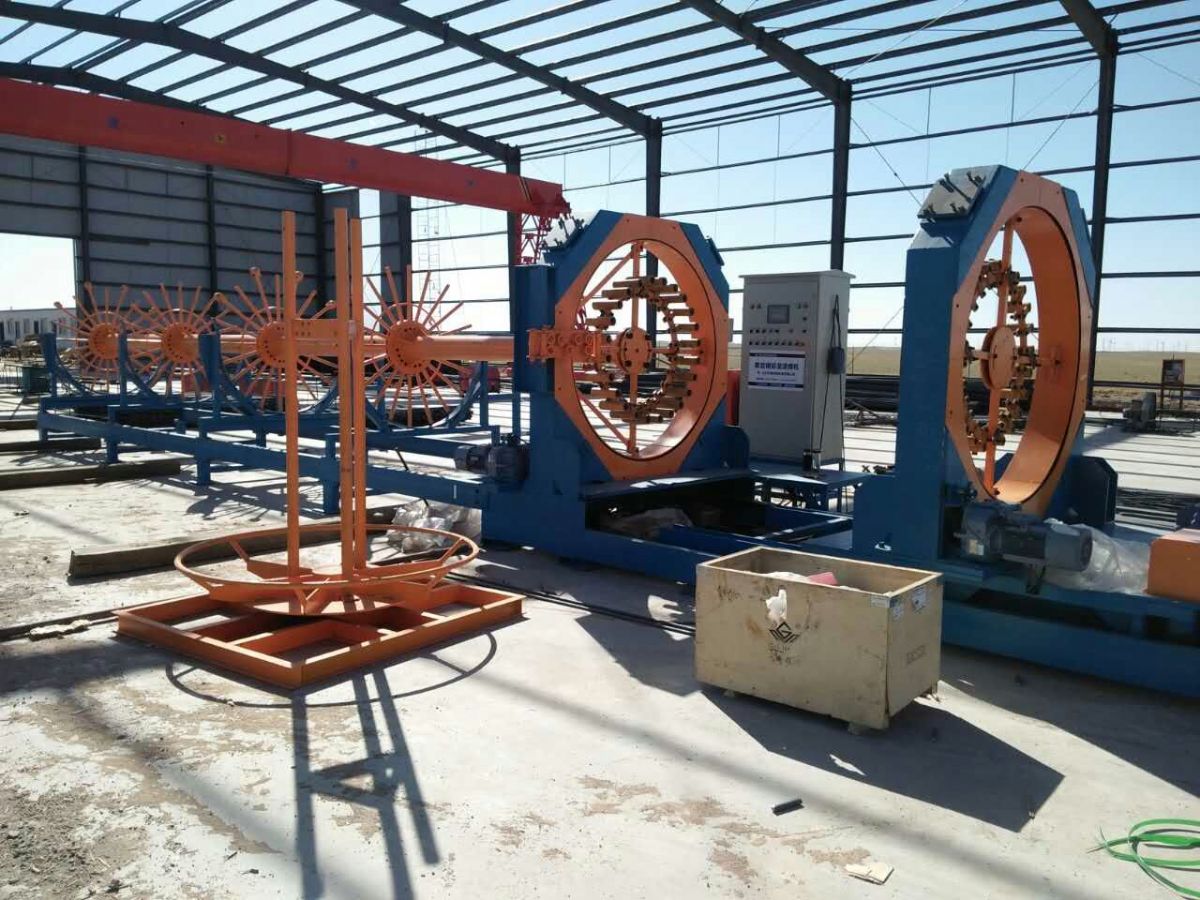 加強(qiáng)鋼筋籠滾焊機(jī)的使用維護(hù)管理 莫給隱患可趁之機(jī)!